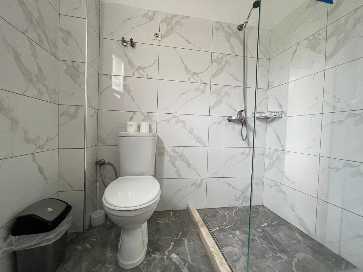 Bricks Studio Apartments 티라나 외부 사진