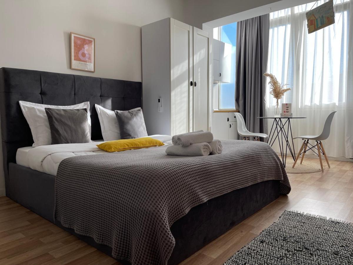 Bricks Studio Apartments 티라나 외부 사진