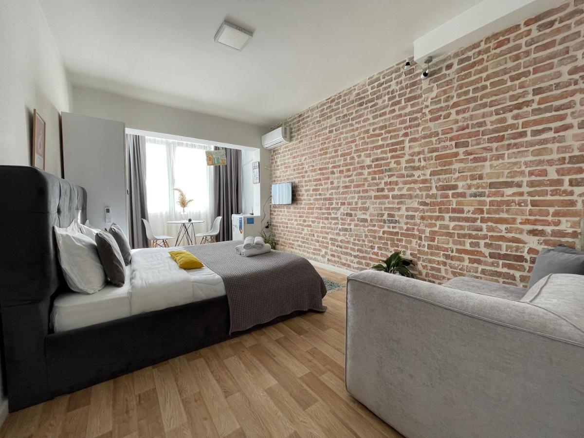 Bricks Studio Apartments 티라나 외부 사진