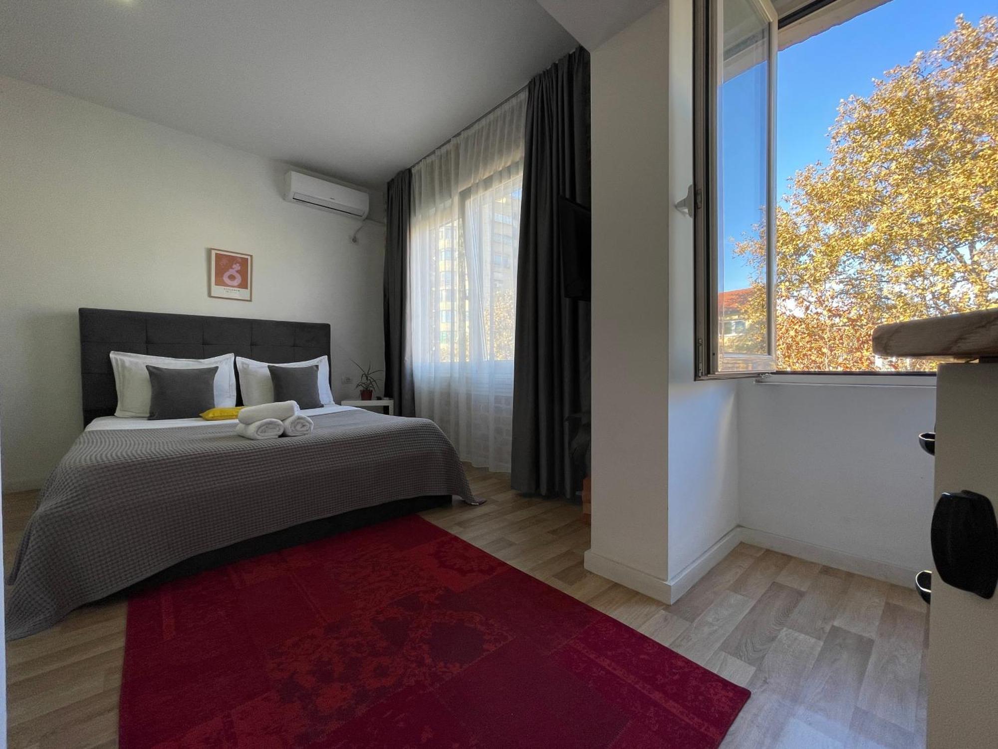 Bricks Studio Apartments 티라나 외부 사진