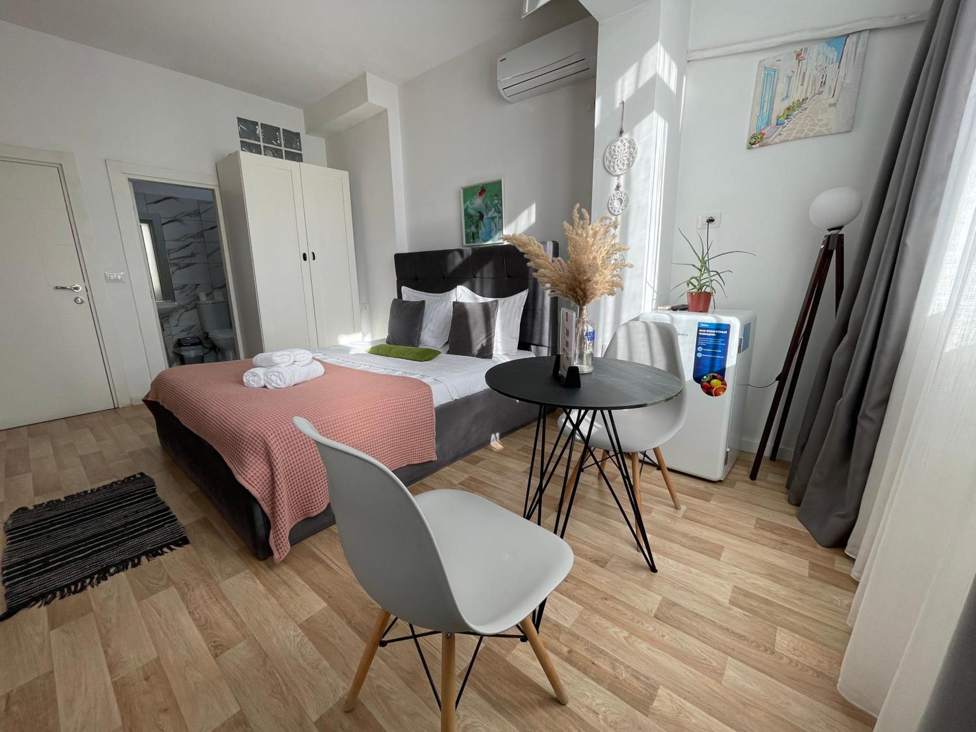Bricks Studio Apartments 티라나 외부 사진